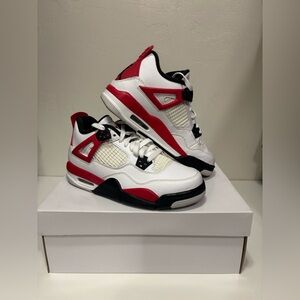 Grade school Jordan 4 Retro White/ Fire Red-Black size 5Y
